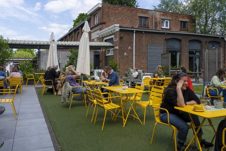 Terras van Bar Madam